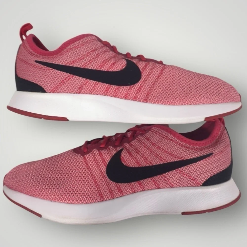 Girls Nike Dualtone Racer size 7Y
